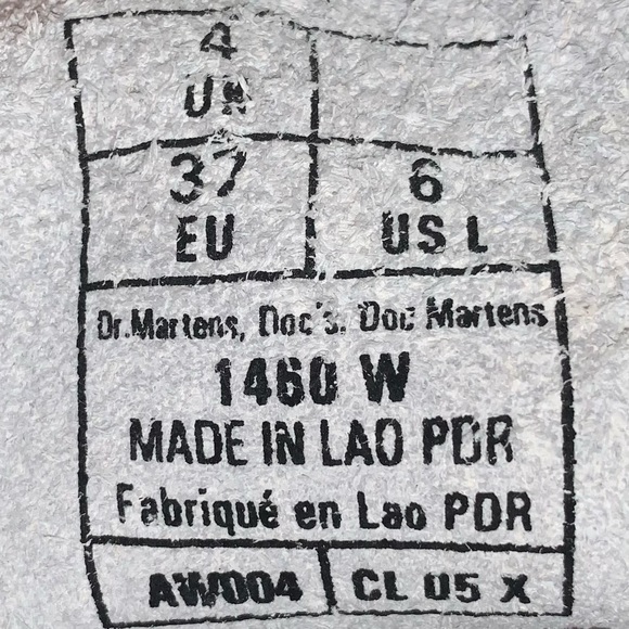 The Dr. Martens Women’s 1460 Smooth Leather Lace Up Boots-Size 6 NWT - Picture 11 of 11